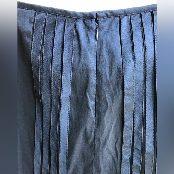 KM Collections by Milla Bell Navy Blue Taffeta Skirt size 8 - Picture 4 of 10